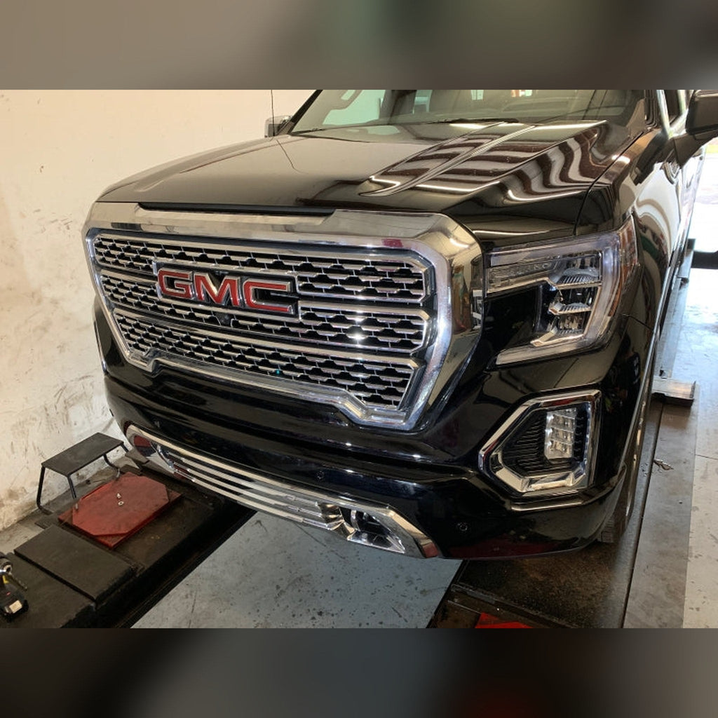 2019+ GMC Sierra 1500 3/4" front bumper spacer kit — installed view 4 showing bumper and tire clearance